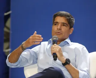 ACM Neto acena a motoristas de app e propõe integração no transporte