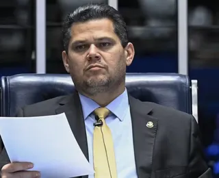 Alcolumbre sai em defesa de Moraes e cita R$ 130 milhões pedidos a Vorcaro