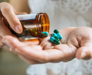 Anvisa proíbe lotes irregulares de remédio para doença crônica grave