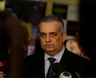 Candidato a vice de Flávio Bolsonaro desembarca em Salvador com série de polêmicas