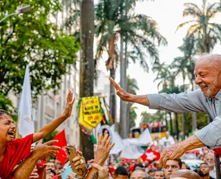 Lula articula força-tarefa digital para reagir a vantagem de Flávio no 2º turno
