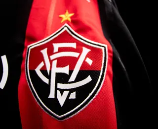 Ex-técnico do Vitória vira esperança para evitar queda de time nordestino