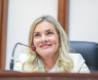 Ivana Bastos celebra mais de 200 mil votos: “Ninguém faz nada sozinho”