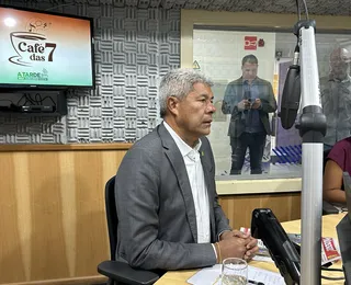 Jerônimo Rodrigues critica bolsonarismo e arremata: "O Brasil é um só"