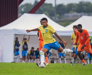Kauê Furquim, joia do Bahia, brilha e vira artilheiro de competição da UEFA