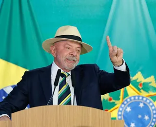 Lula diz que Fachin colocou ‘ordem na casa’ ao conter crise no STF