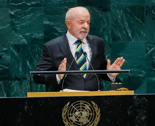 Lula sobre eleições: "Brasileiros vão decidir entre democracia e negacionismo"