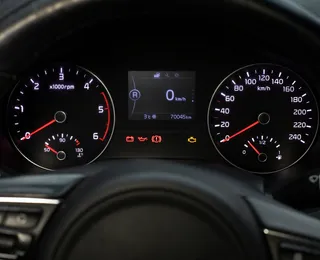 Luzes ligadas no painel do carro? Não se apavore e entenda os sinais
