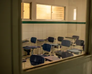 Mães denunciam deputado por ofensas a estudantes em escola particular