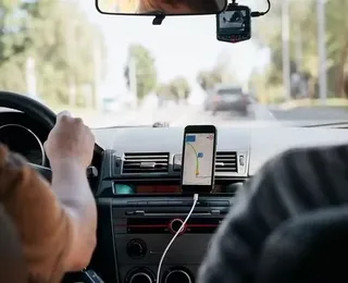 Motoristas de app terão R$ 30 bilhões em crédito para financiar carros; entenda
