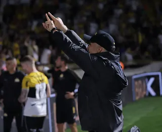 Rival do Vitória na luta contra o Z-4 traz técnico em má fase na Série B