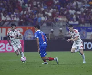 Bahia é goleado pelo Flamengo na Fonte Nova em noite épica de Ronaldo