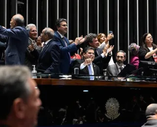 Senado aprova criação da “OAB da Medicina” para tirar CRM
