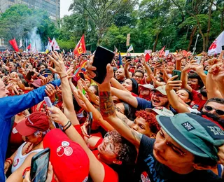 Virada no 2º turno: Lula define 3 frentes para superar Flávio Bolsonaro