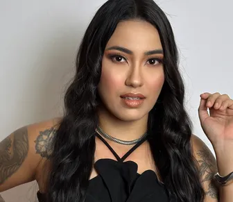 Cantora baiana Naíse Lara grava novo audiovisual em Salvador
