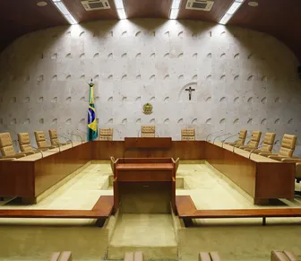 Com plenário dividido, STF decide se abre apuração contra Moraes