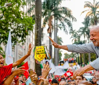 Lula articula força-tarefa digital para reagir a vantagem de Flávio no 2º turno