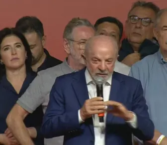 Lula desafia Flávio a decidir de que lado ficará na votação da 6x1