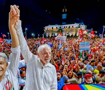 Lula amplia votação e tem mais que o dobro dos rivais somados na Bahia
