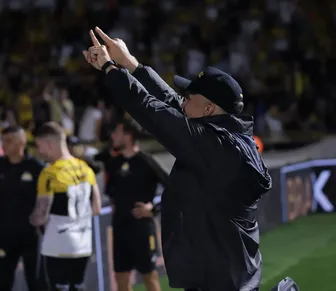Rival do Vitória na luta contra o Z-4 traz técnico em má fase na Série B