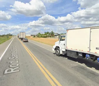 Tragédia na BR-116: engavetamento com 4 carretas mata um na Bahia