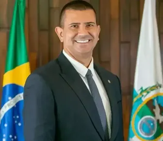 Douglas Ruas é eleito governador do RJ após recontagem de votos do TRE