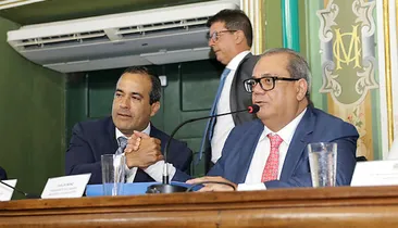 Bruno Reis se posiciona contra nova candidatura de Carlos Muniz