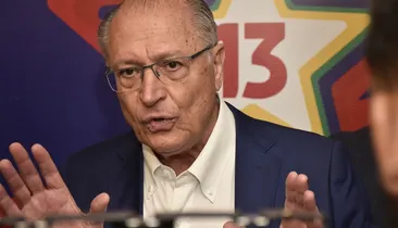 Em Salvador, Alckmin celebra fim da escala 6x1: "Respeito"