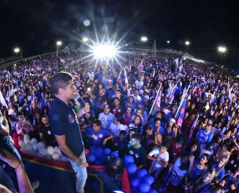ACM Neto promete grande mudança em hospital de Campo Formoso