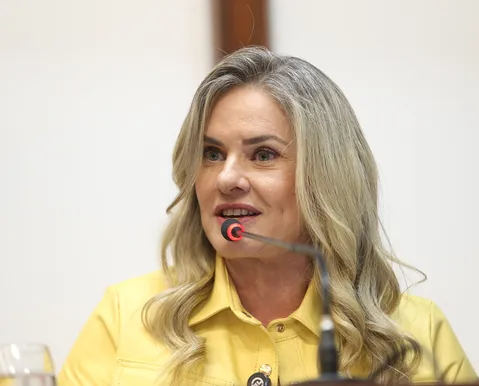 Após esvaziamento em período eleitoral, Alba retoma sessões
