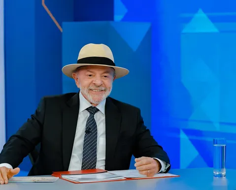AtlasIntel: vantagem de Lula sobre Flávio se aproxima dos 10 pontos no 1º turno