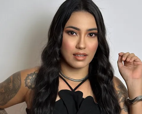 Cantora baiana Naíse Lara grava novo audiovisual em Salvador - Imagem