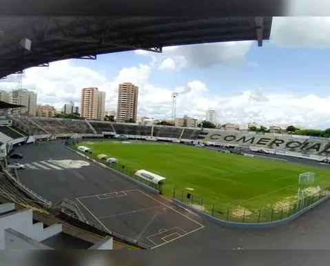 Clube com SAF de R$ 300 milhões reformará estádio estreado por Pelé