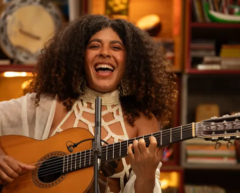 Duas gerações da música baiana se encontram no Tiny Desk Brasil