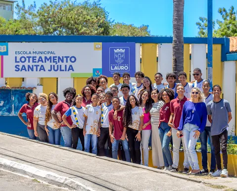 Escola de Lauro de Freitas vence festival nacional de matemática