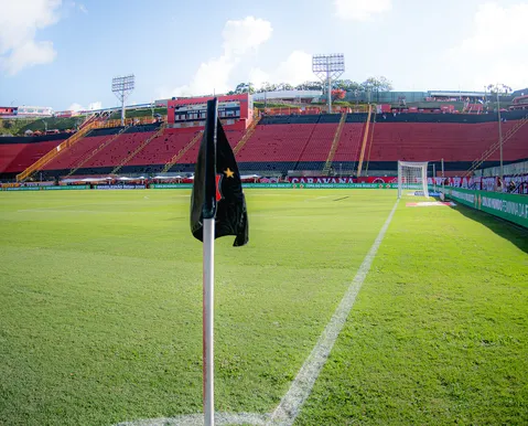 Ex-jogador do Vitória é o novo técnico de equipe do Benfica