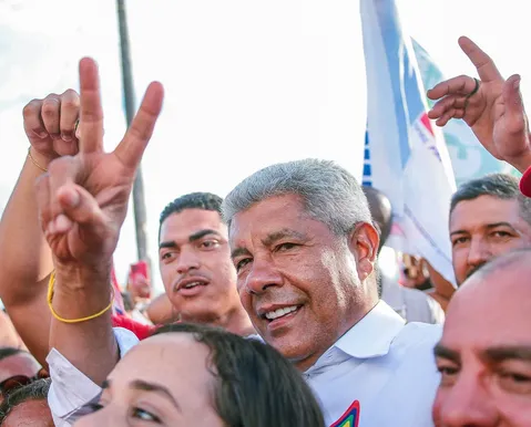 Jerônimo troca debate da TV Bahia por agenda com Lula em Feira de Santana