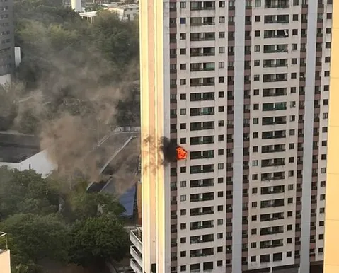 Incêndio em prédio de Salvador deixa moradores em pânico e mobiliza bombeiros