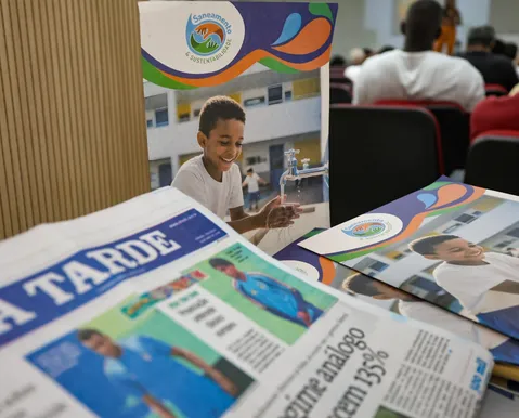 Jornal A TARDE completa 114 anos e recebe homenagem do TCE-BA