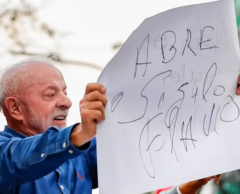 Flávio recusa desafio de Lula e decide não divulgar sigilos bancários e telefônicos