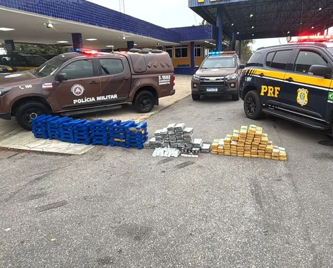 Mais de 250 kg de drogas são apreendidas em caminhão que saiu de SP para Bahia