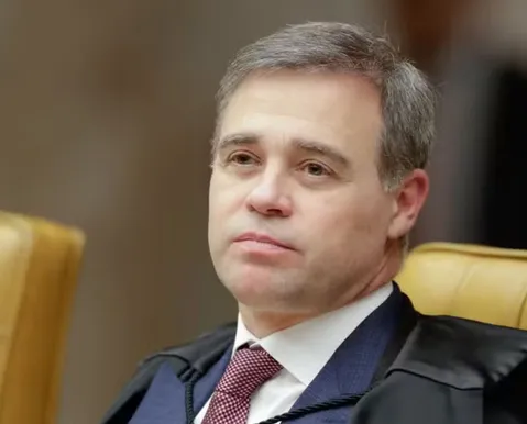 Mendonça reage após decisão de Dino que reconduziu Andrei Rodrigues à PF
