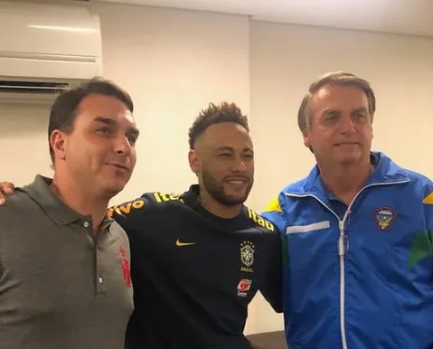 Neymar segue posicionamento e declara voto em Flávio Bolsonaro - Imagem