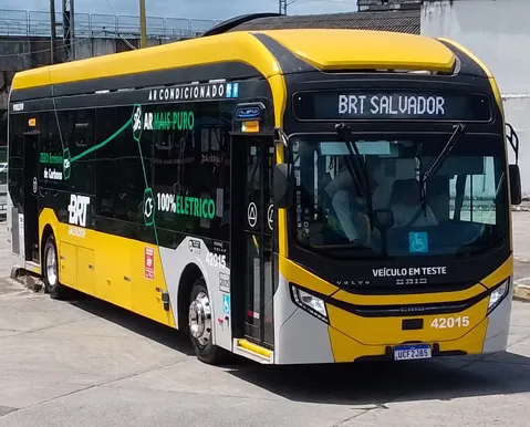 Novo ônibus elétrico do BRT inicia teste nesta quinta em Salvador