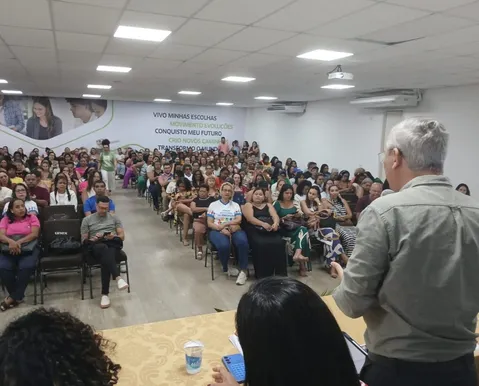 Itabuna inicia construção de plano que vai orientar educação até 2037