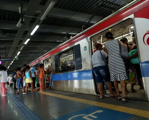 Vagão exclusivo para as mulheres: ação ganha mais dias no metrô de Salvador