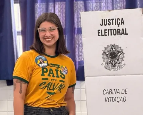 Deputada Bolsonarista que diz que feminicídio não existe estará em ato em Salvador - Imagem