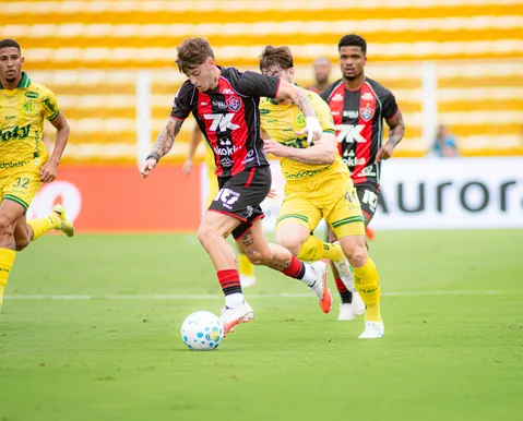 Vitória cede empate contra Mirassol e segue sem vencer fora de casa