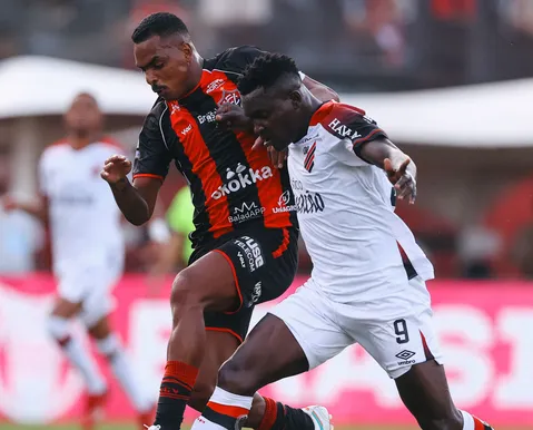 Vitória sai atrás, reage, mas apenas empata em casa com o Athletico - Imagem
