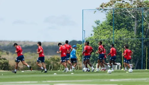 Bahia ganha reforço importante para duelo com o Palmeiras